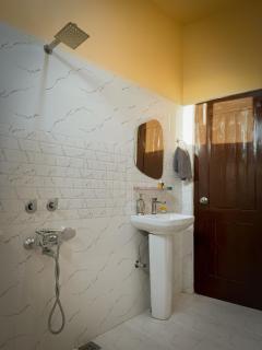 Grham Hostel & Cafe Kasol, Katagla - 2