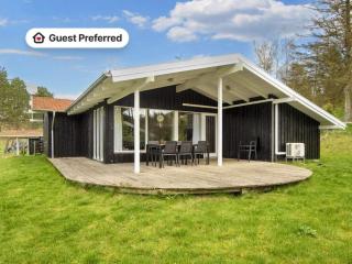 8 person holiday home in Ebeltoft - 0