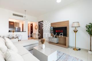 Elegant Stay in Burooj City View Apartment - 9