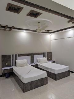 Day & Night Stay - 0