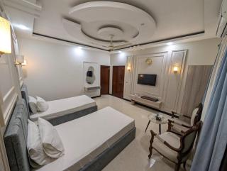 Day & Night Stay - 7