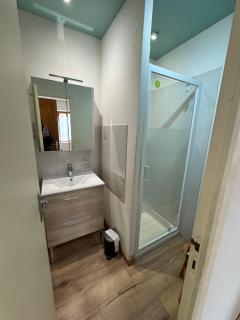 Appartements rénovés centre Bagnols les Bains - 5