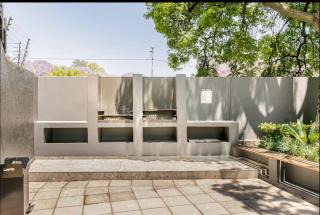 Thee Serenity Apartments at The Bolton, Rosebank - 2