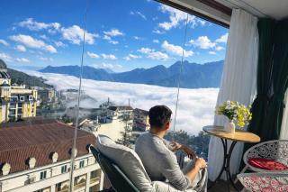 Cloud Chaser Hotel - 9