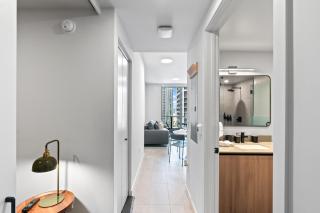 Downtown Condo with Den and Pool Access - 4