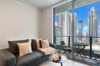 Downtown Condo with Den and Pool Access - 3