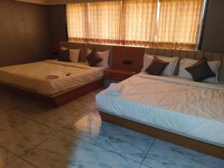 Hotel Harmony Inn - 7