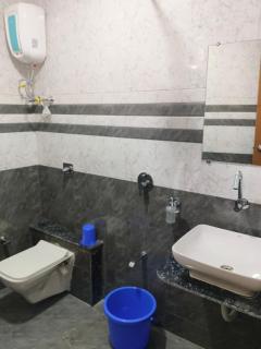 Hotel Harmony Inn - 6