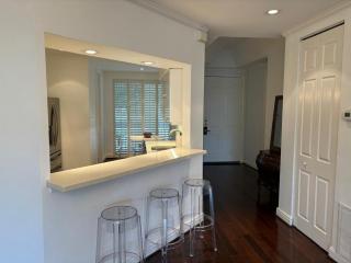Luxury Apartment At IMG - 7