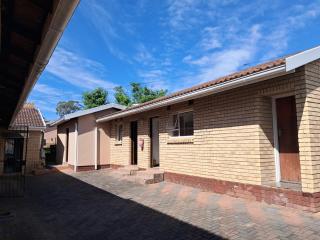 Emakhaya B&B - 3