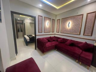 Elite Elegance Inn apartments - 6