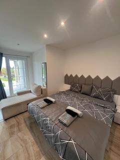Villa Dimo Topal Luxury Suites with Pool & Jacuzzi - 5