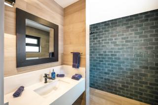 Reunion Wellness Resort & Retreats - 8