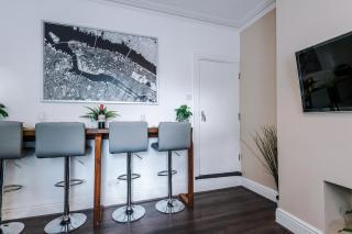 Modern 3BR House in Manchester, ideal for groups, FREE parking - Sleeps 8 - 3