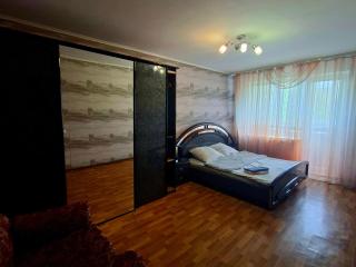 Трёхкомнатные апартаменты - Kryvy Rih - 4