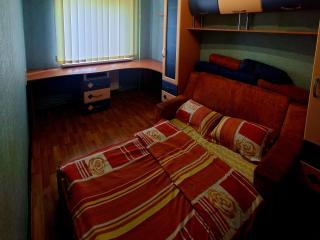 Трёхкомнатные апартаменты - Kryvy Rih - 2