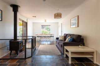 Delight On Downer - Coastal Family Escape - 6