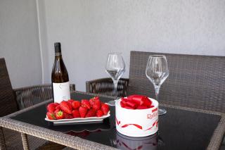 Magnetoria 3 BR House in pine forest - 3 mins to the sea - 2