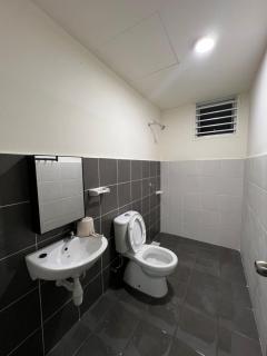 Yusuf Homestay Puncak Alam Musllims Only - 1