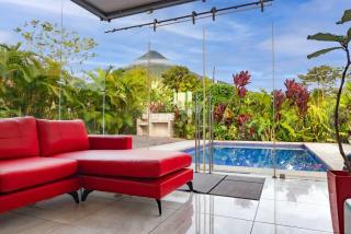 House of Views, King Bed, Volcano View - 4