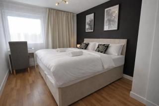 Glenrothes 5 Bed House with Garden - 0