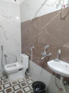Samriddhi home stay ,located between Mahakaleshwar, and KaalBhairav temples - 3