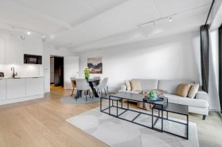 Arctic Reverie Vervet l Balcony l Prime Location - 6