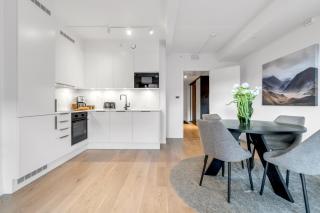 Arctic Reverie Vervet l Balcony l Prime Location - 5
