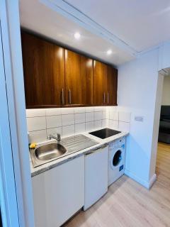 Studio Near Central London - 1