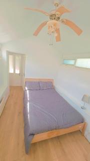 Glory room ensuite - 7