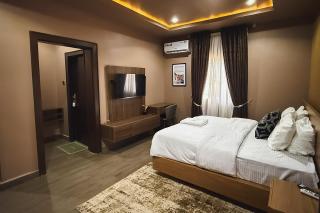 Macdestly Apartments - 7