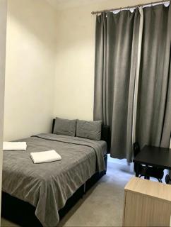 Stunning Modern 2-Bed Central Apartment - 2