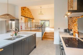 The Coach House - Fring Estate - 5