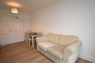 Comfortable 6BR Home - Coast & Sizewell Nearby - 9