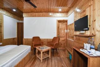 Hotel Dalhousie Delight - 1