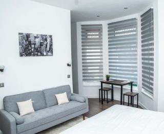 Aylesbury Apartment 1 with free parking - 9