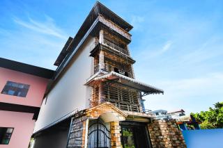 Super Hotel O Champasari Siliguri Formerly Four Fox Suits - 6