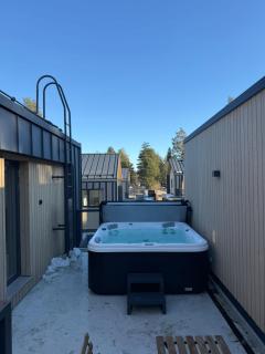 Glorious two-floor house, hot tub, 4 bedrooms, sauna, park - 9