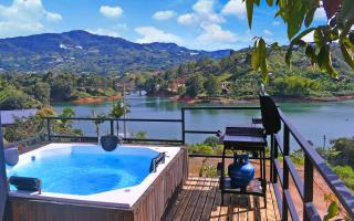 Vista de lujo al embalse guatape con Jacuzzi y Cerca a la piedra del peñol - 7