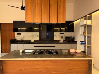 Palm Crest - 4