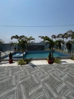 4-Bedroom luxary Homestay Perfect for Families and Groups - 6