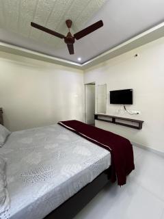 4-Bedroom luxary Homestay Perfect for Families and Groups - 4
