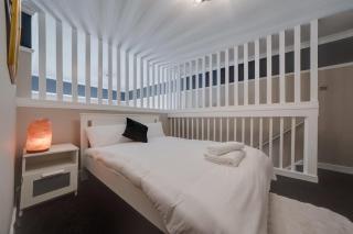 Luxurious Royal 2BR Apartment, Glasgow City Centre - 1
