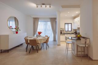 Central Apartment in St Julian's, Perfect for Families - 7