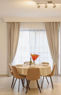 Central Apartment in St Julian's, Perfect for Families - 8
