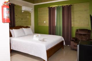 Incognito Reggae Rooms - 8