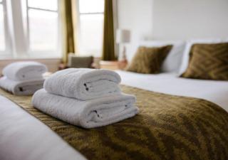 Lochranza Country Inn - 1