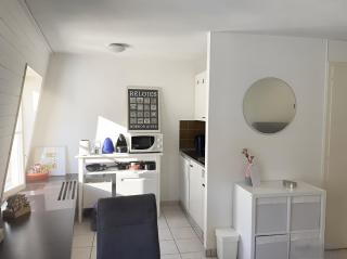 Joli studio au centre ville de Neuchâtel, à 5 minutes du lac - 6