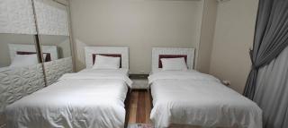 Spacious Luxury Villa near Zayed Park فيلا واسعة و راقية زايد بارك - Sheikh Zayed - 1