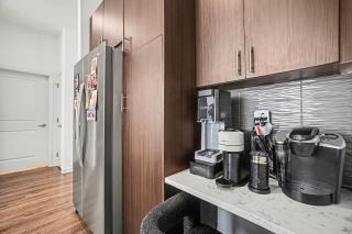 Beautiful Luxury Condo in the Heart of Overland Park - 1